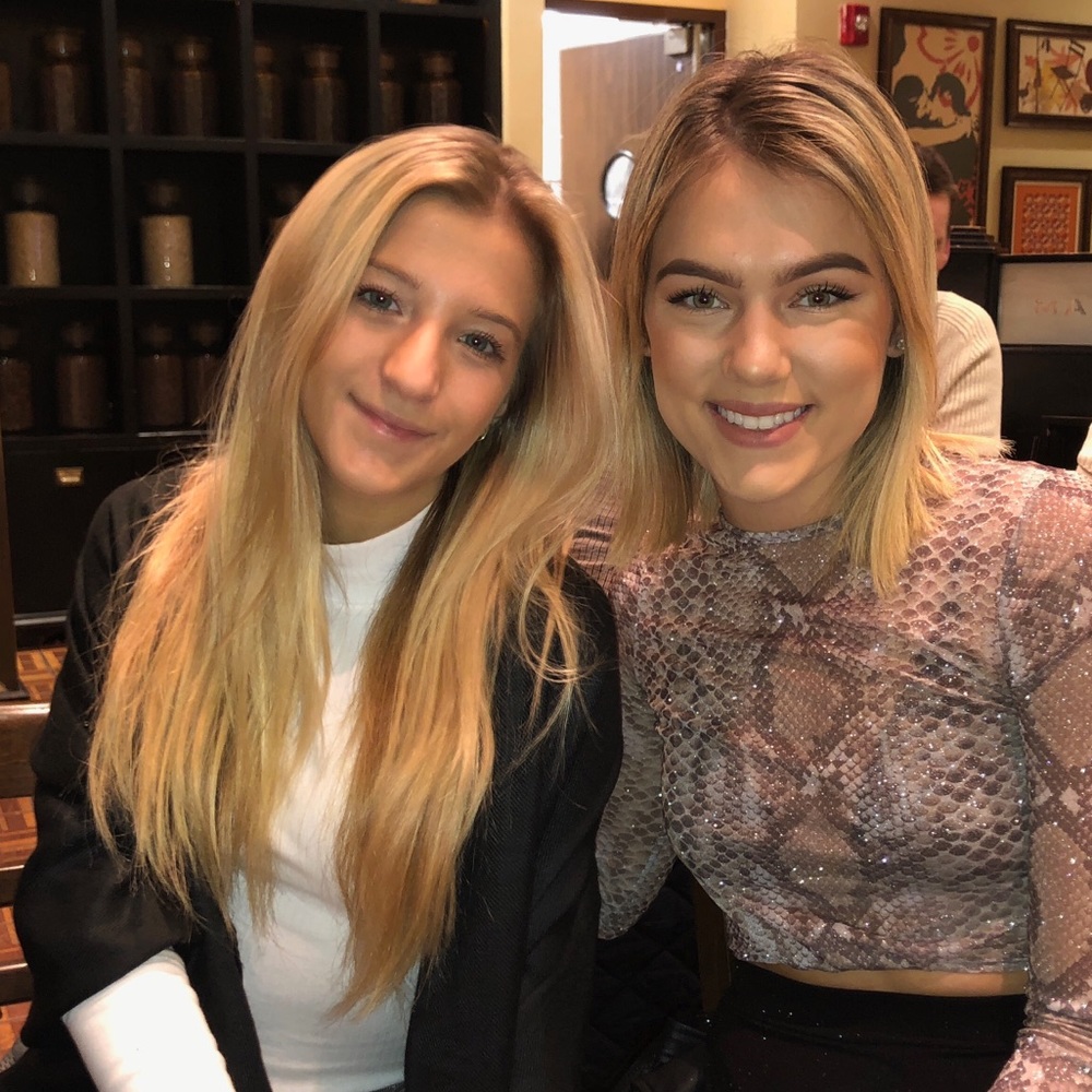 Meet your Posher, Gabby and Caroline!